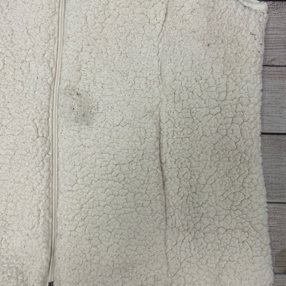 Women’s Calia Zip Up Vest - Picture 5 of 6